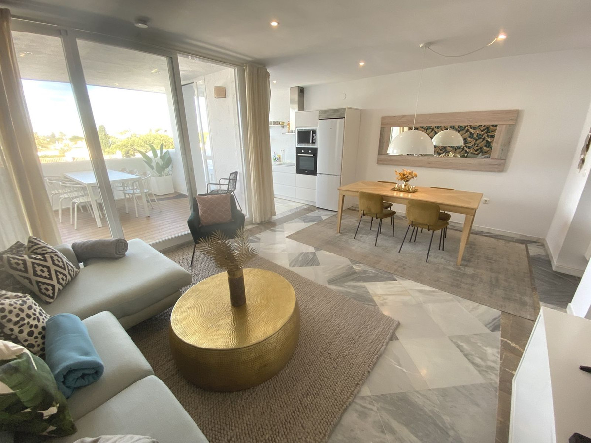 3-bedroom apartment for sale in Nueva Andalucía