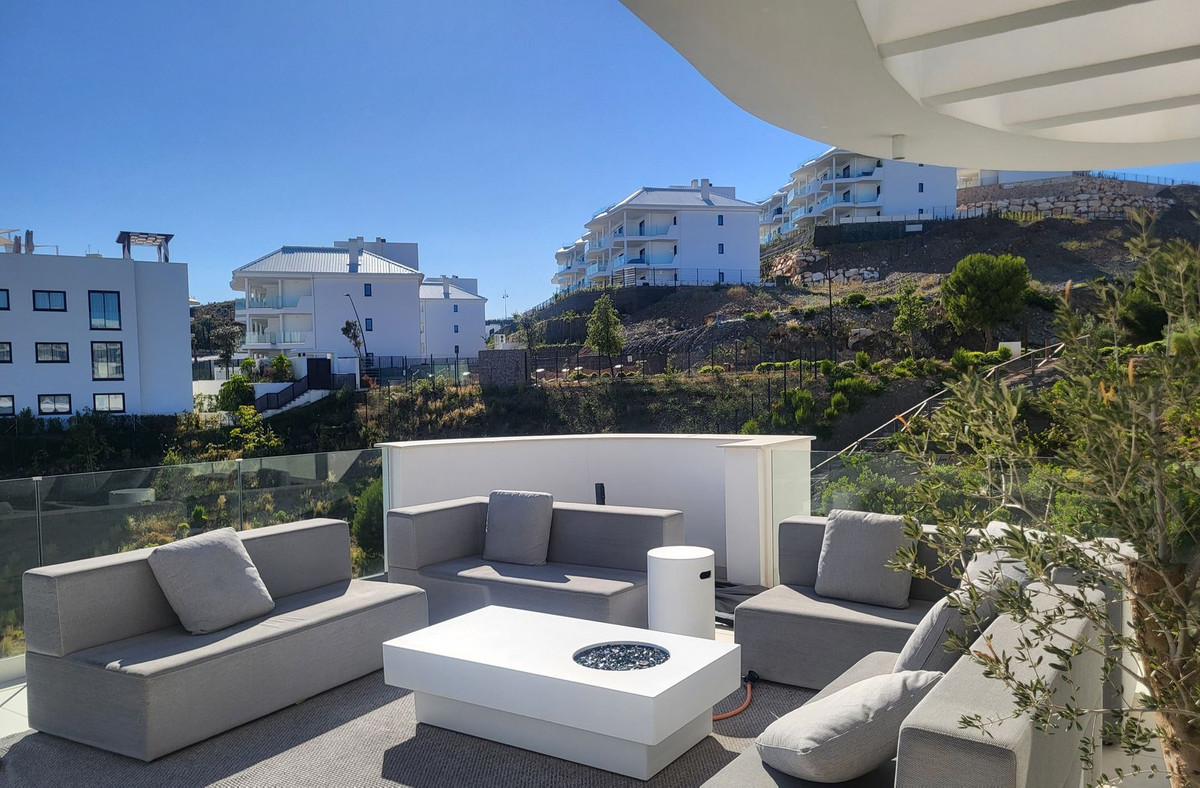 3-bedroom apartment for sale in central Fuengirola