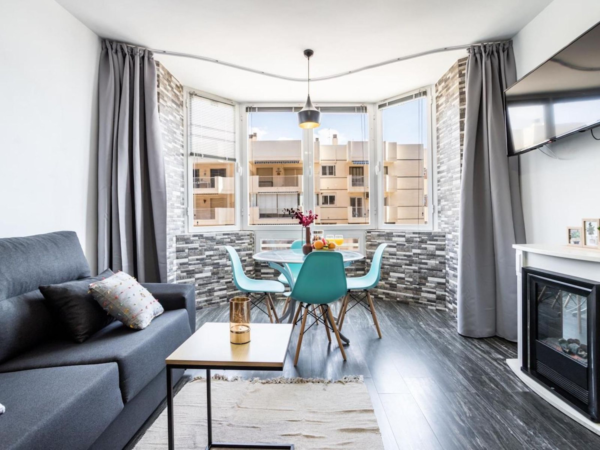 Studio apartment for sale in central Fuengirola