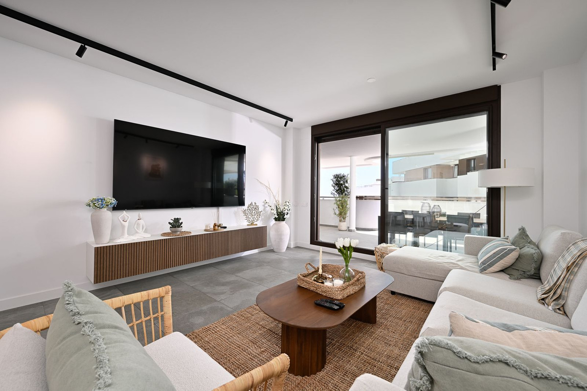 3-bedroom apartment for sale in Estepona