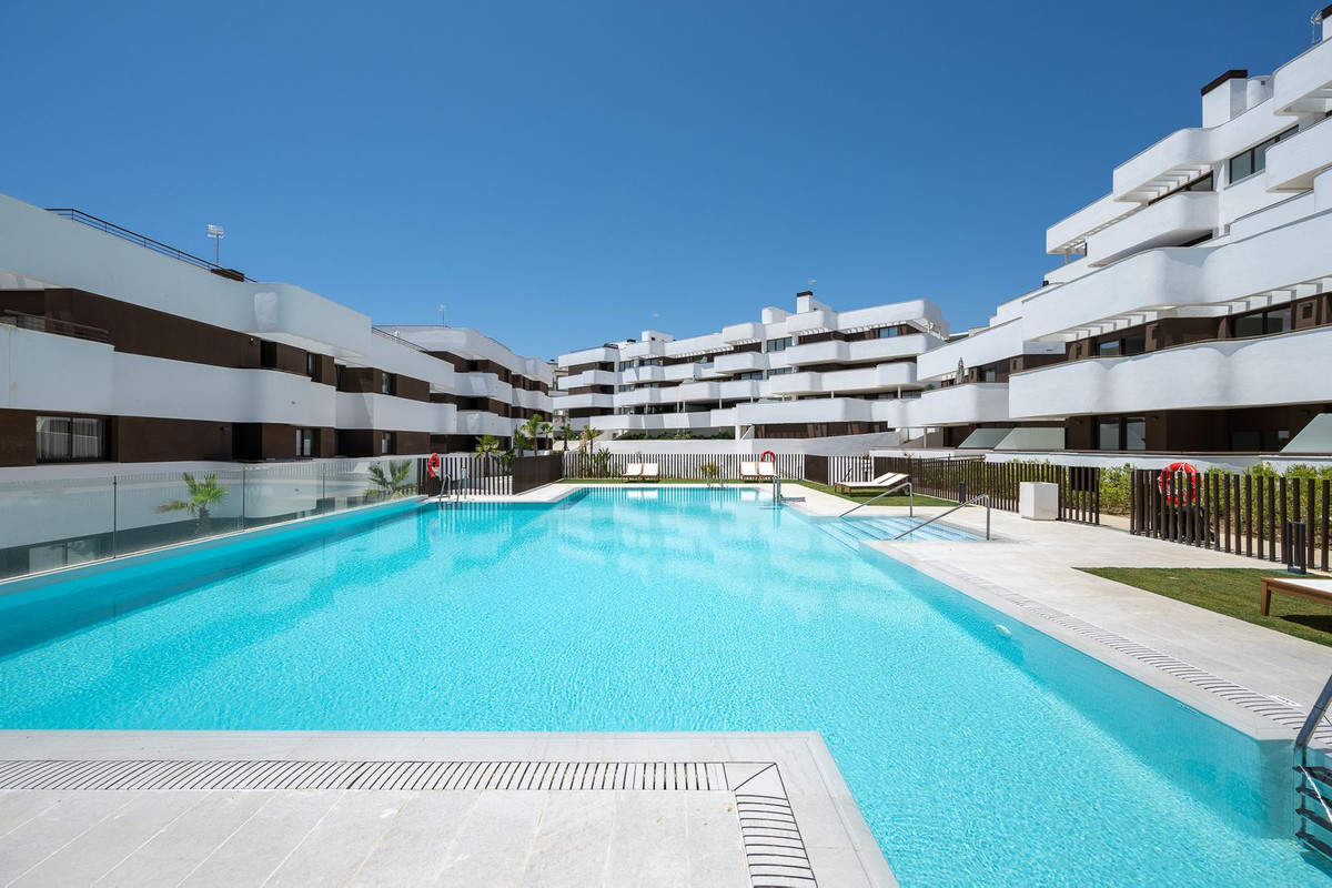 3-bedroom apartment for sale in Estepona