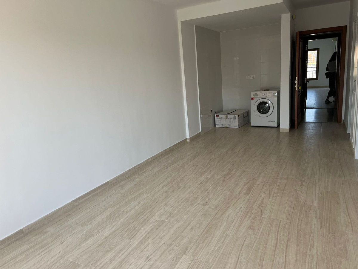 1-bedroom apartment for sale in central Fuengirola