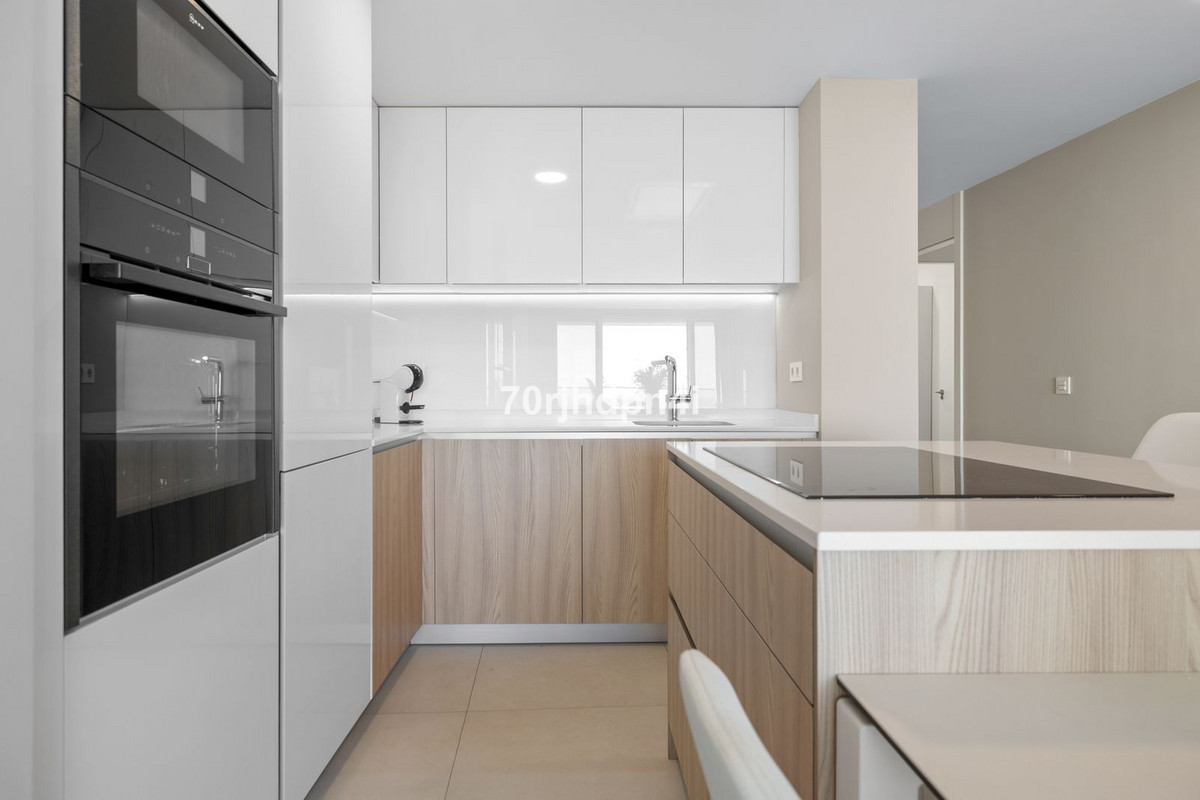2-bedroom apartment for sale in Mijas