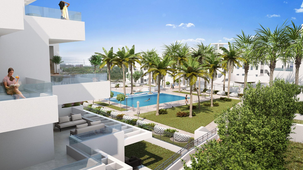 3-bedroom apartment for sale in central Estepona