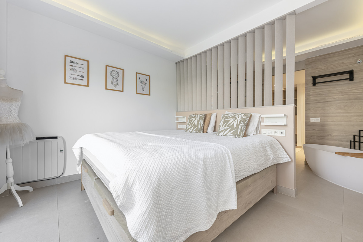 3-bedroom apartment for sale in Benahavís