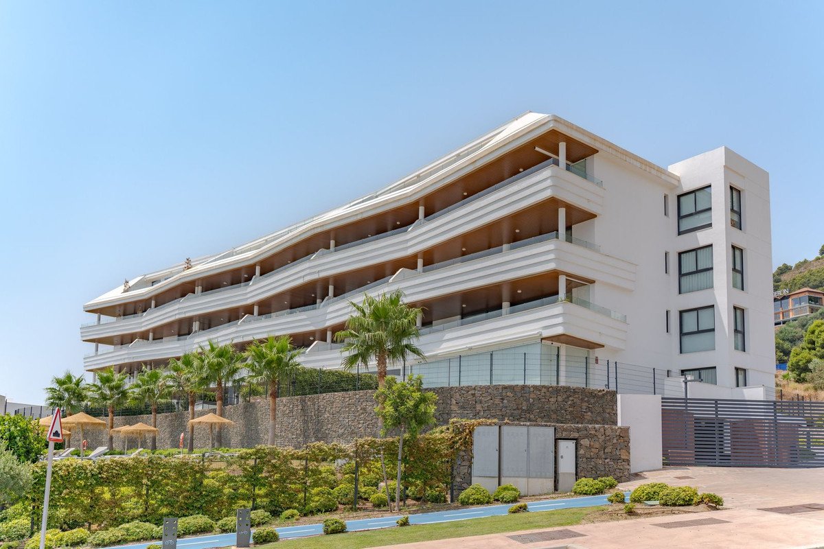 3-bedroom apartment for sale in central Fuengirola