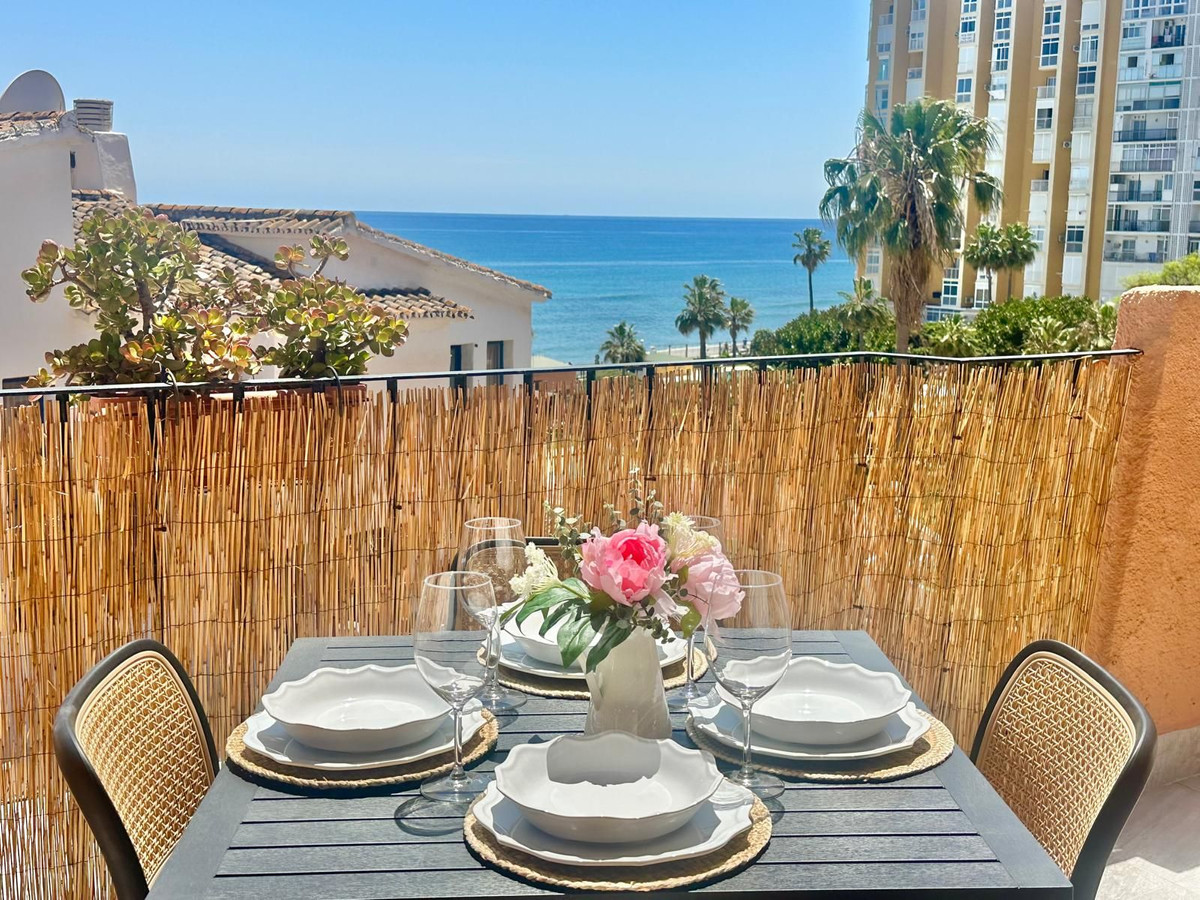 2-bedroom apartment for sale in Calahonda