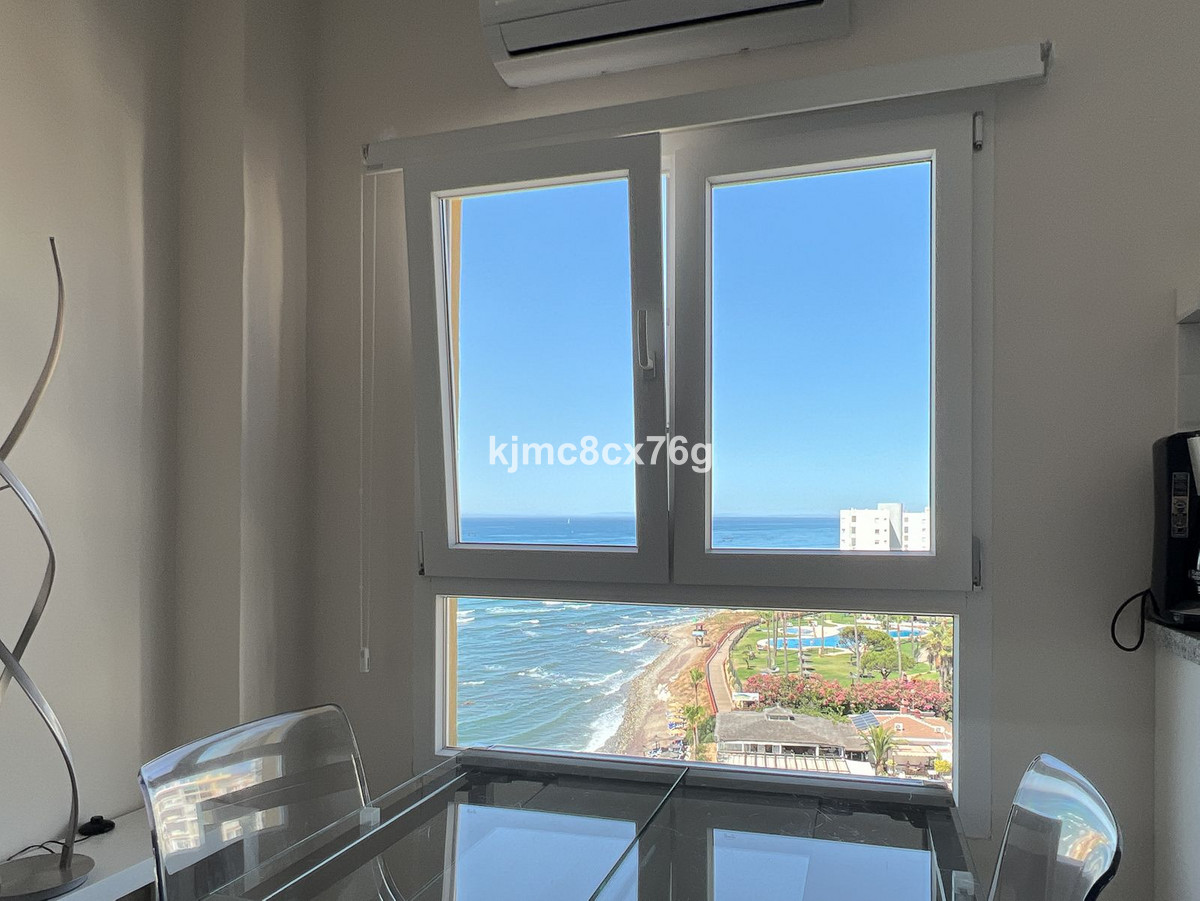 Studio apartment for sale in Calahonda