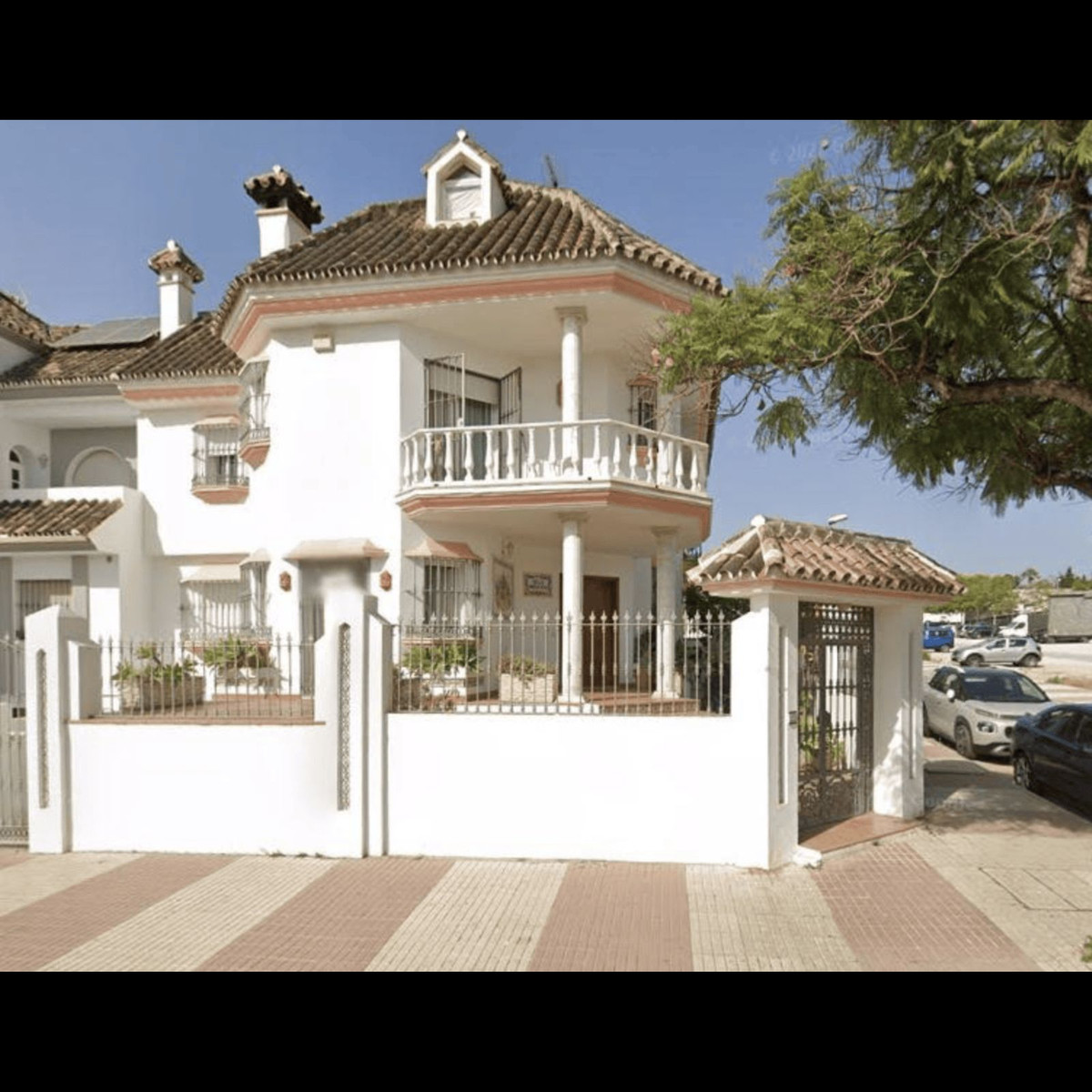 5-bedroom villa for sale in San Pedro de Alcántara