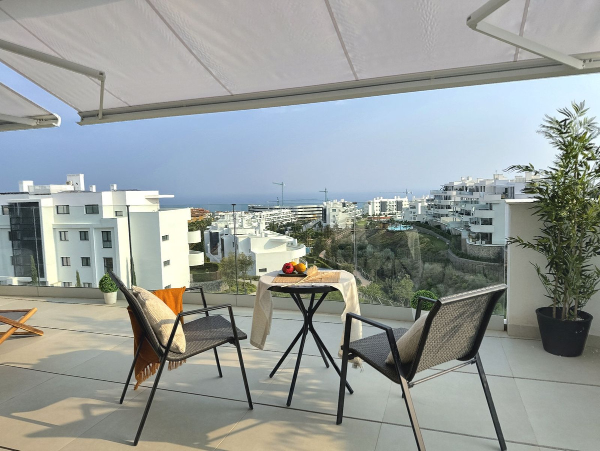 3-bedroom apartment for sale in central Fuengirola