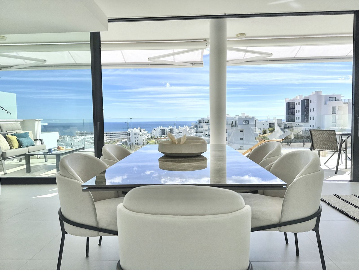 3-bedroom apartment for sale in central Fuengirola