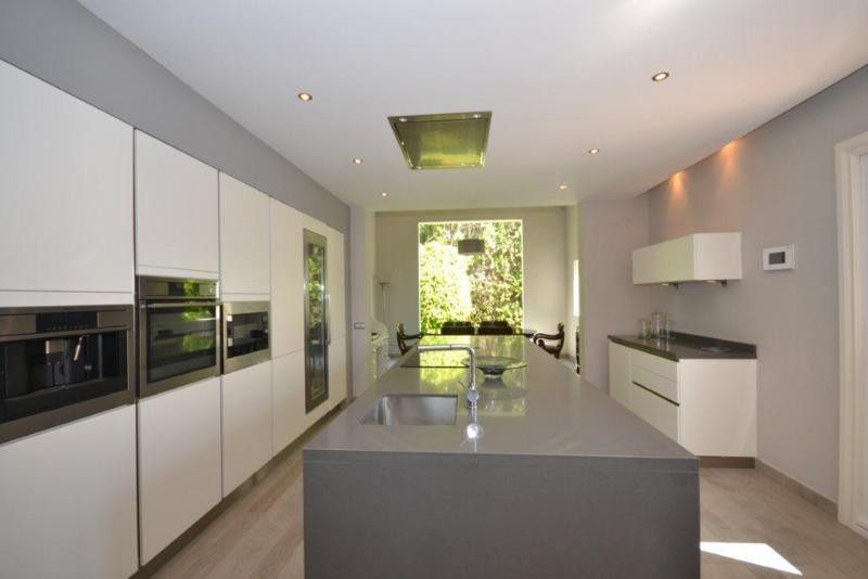 6-bedroom villa for sale in Guadalmina Baja