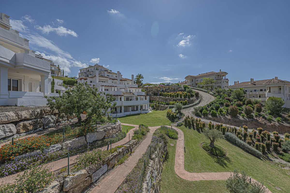 2-bedroom apartment for sale in Nueva Andalucía