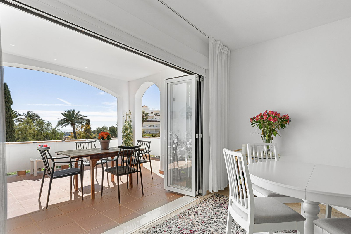 2-bedroom apartment for sale in Nueva Andalucía