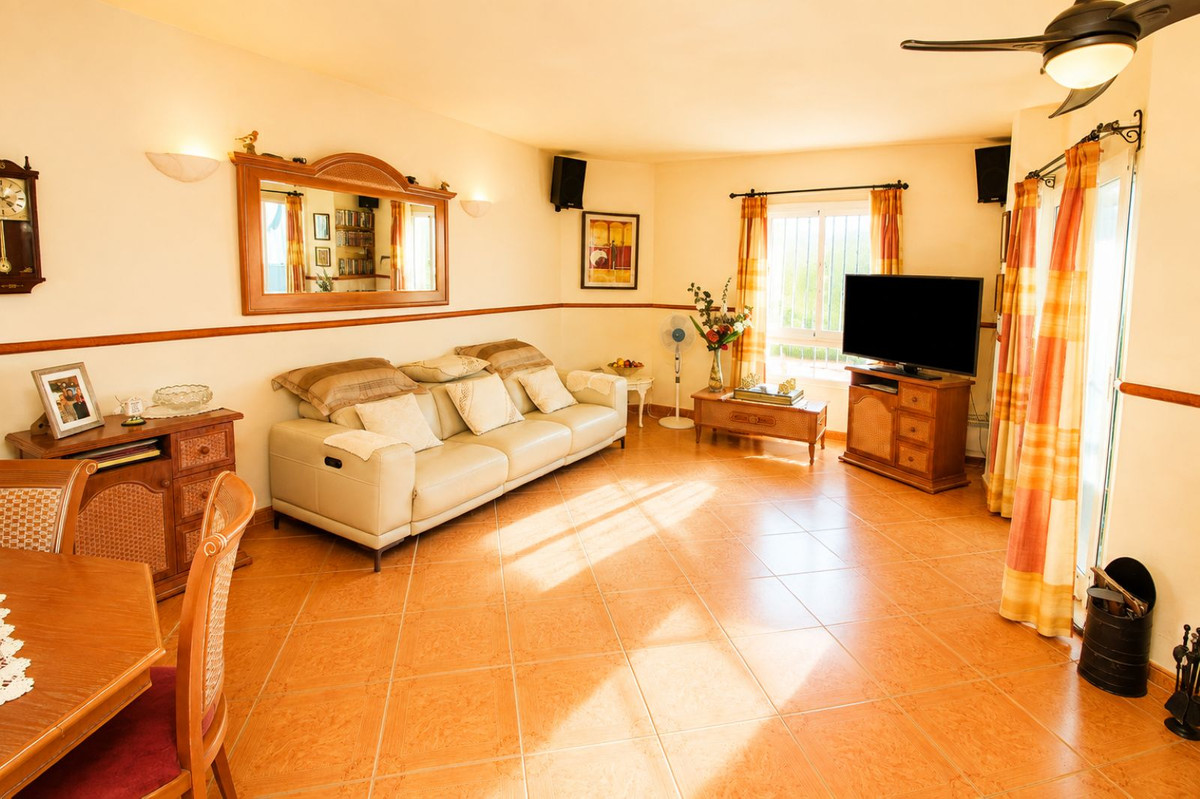 2-bedroom apartment for sale in Nueva Andalucía