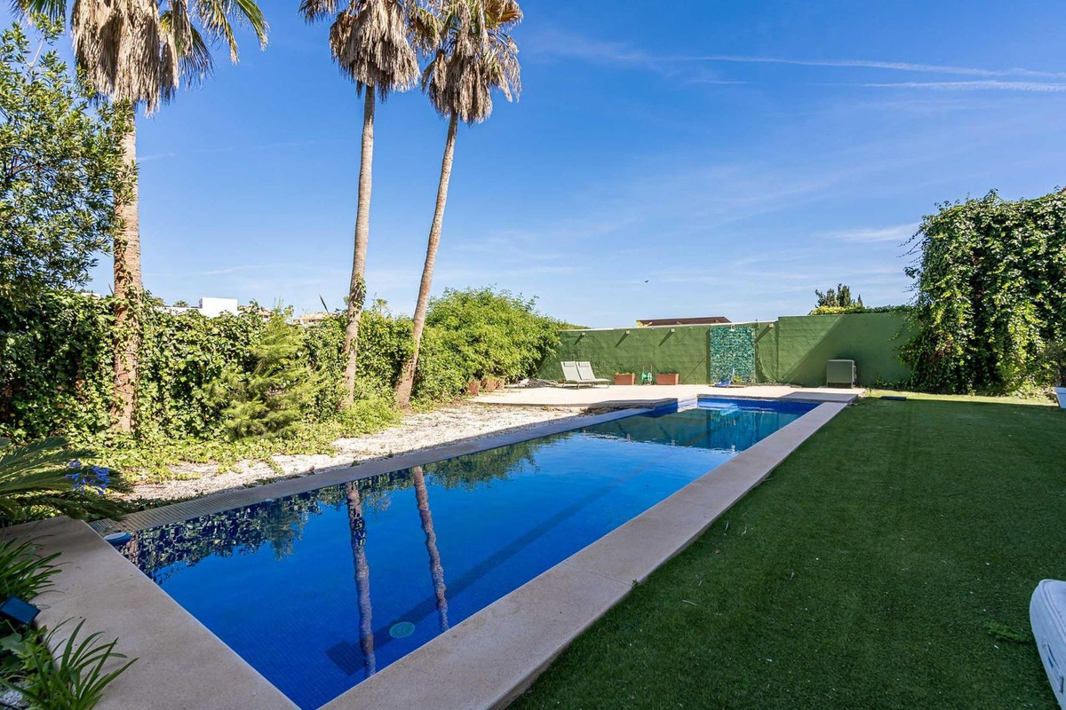 5-bedroom villa for sale in Mijas Costa