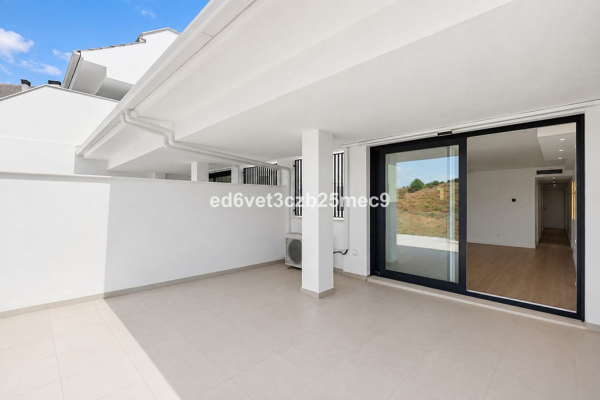 2-bedroom apartment for sale in central Fuengirola