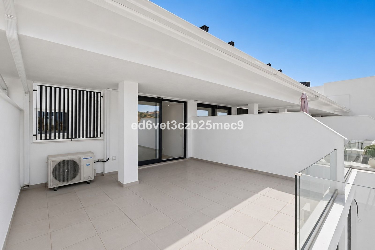 2-bedroom apartment for sale in central Fuengirola