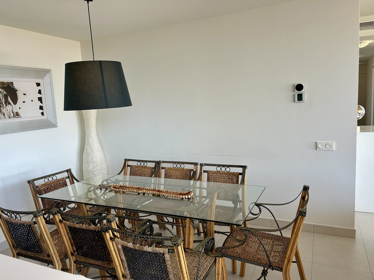 3-bedroom apartment for sale in central Fuengirola