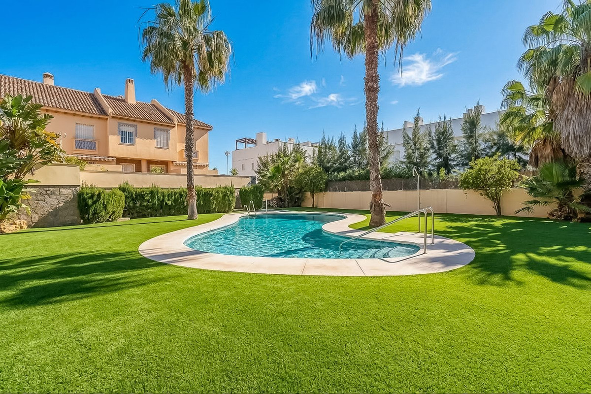 4-bedroom property for sale in Calahonda