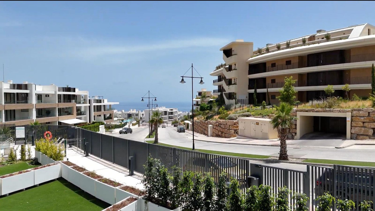 2-bedroom apartment for sale in central Fuengirola