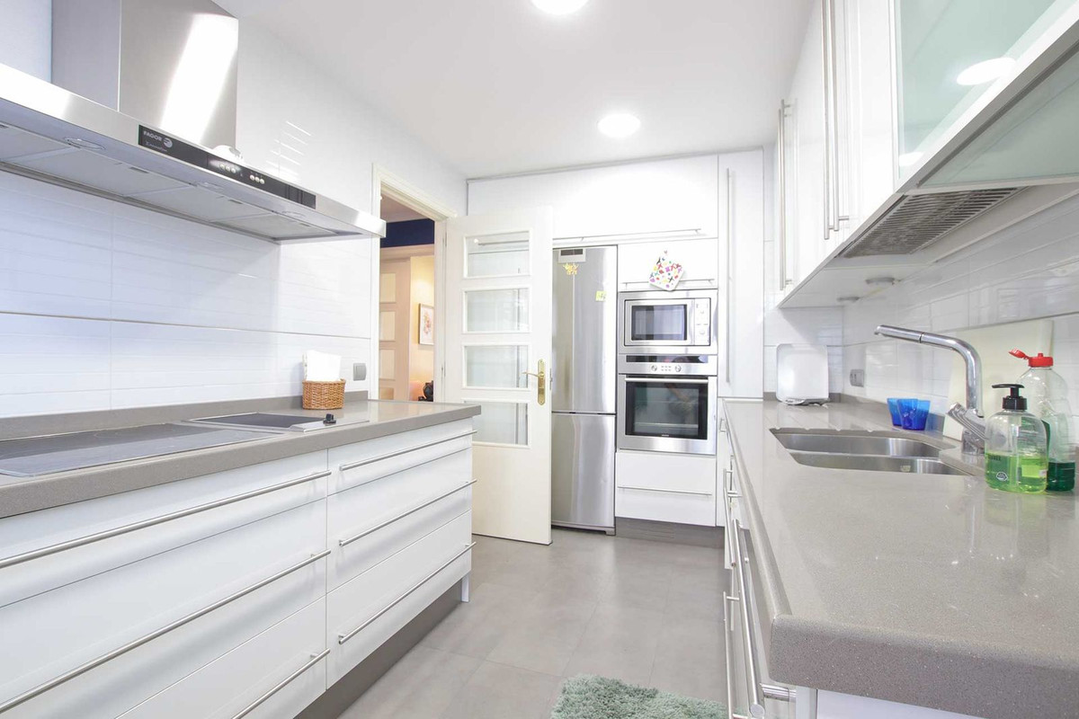 2-bedroom apartment for sale in Nueva Andalucía