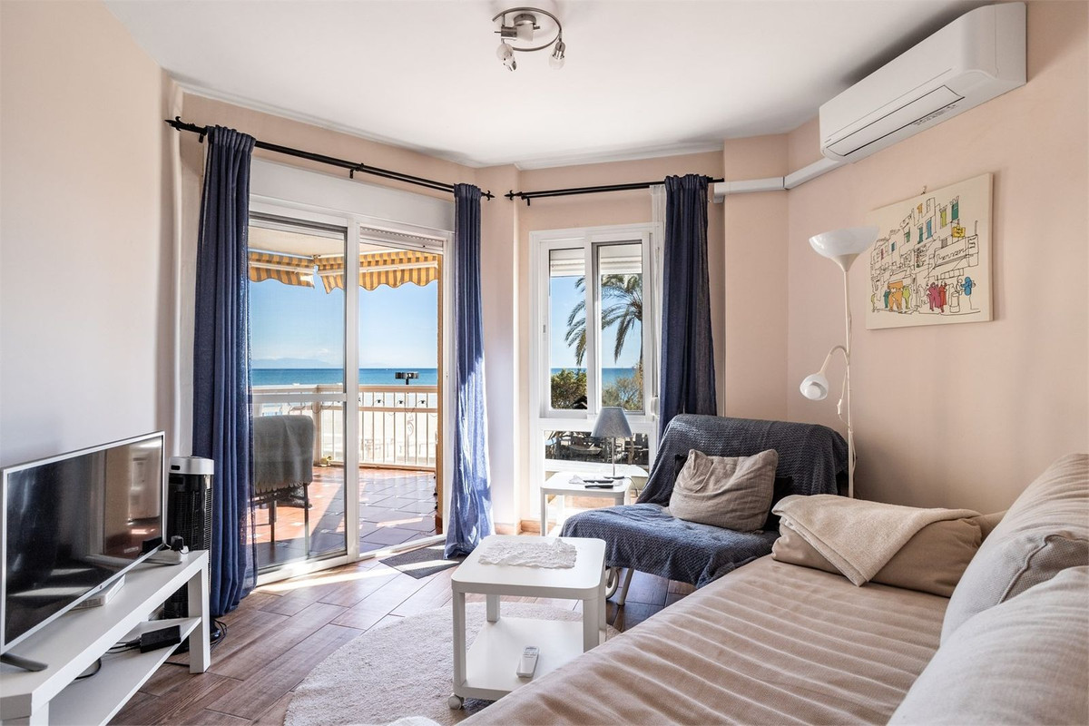 1-bedroom apartment for sale in central Fuengirola