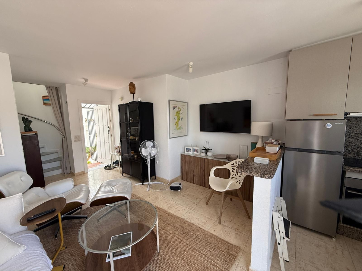 1-bedroom property for sale in Calahonda