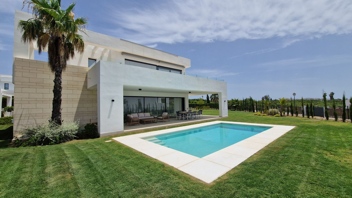 4-bedroom villa for sale in La Cala Golf