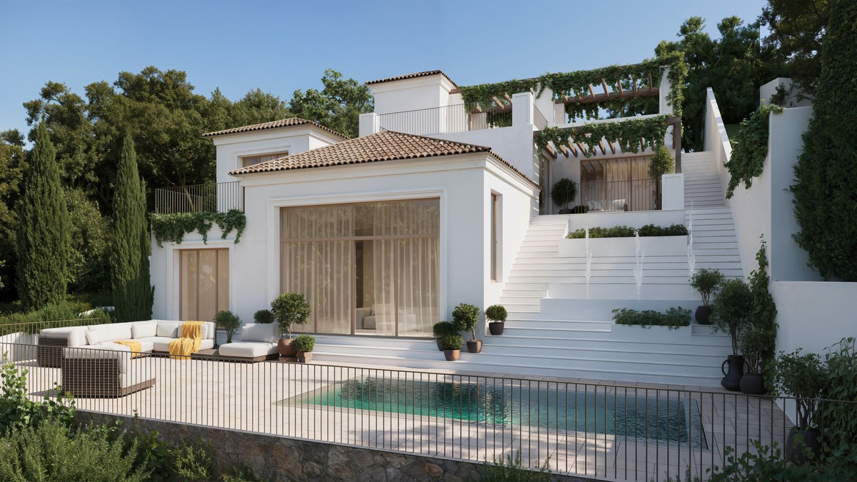 4-bedroom villa for sale in Elviria
