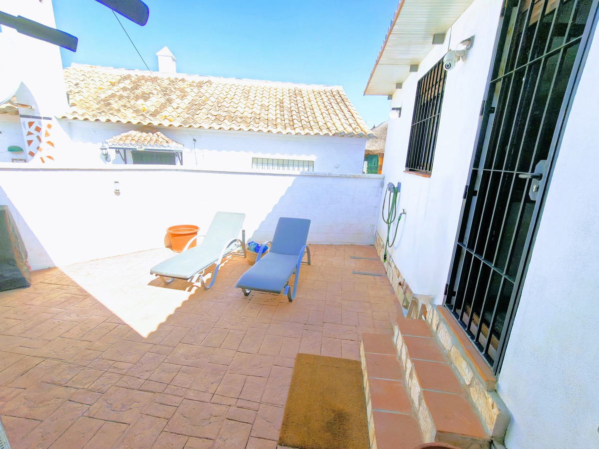 2-bedroom villa for sale in El Faro