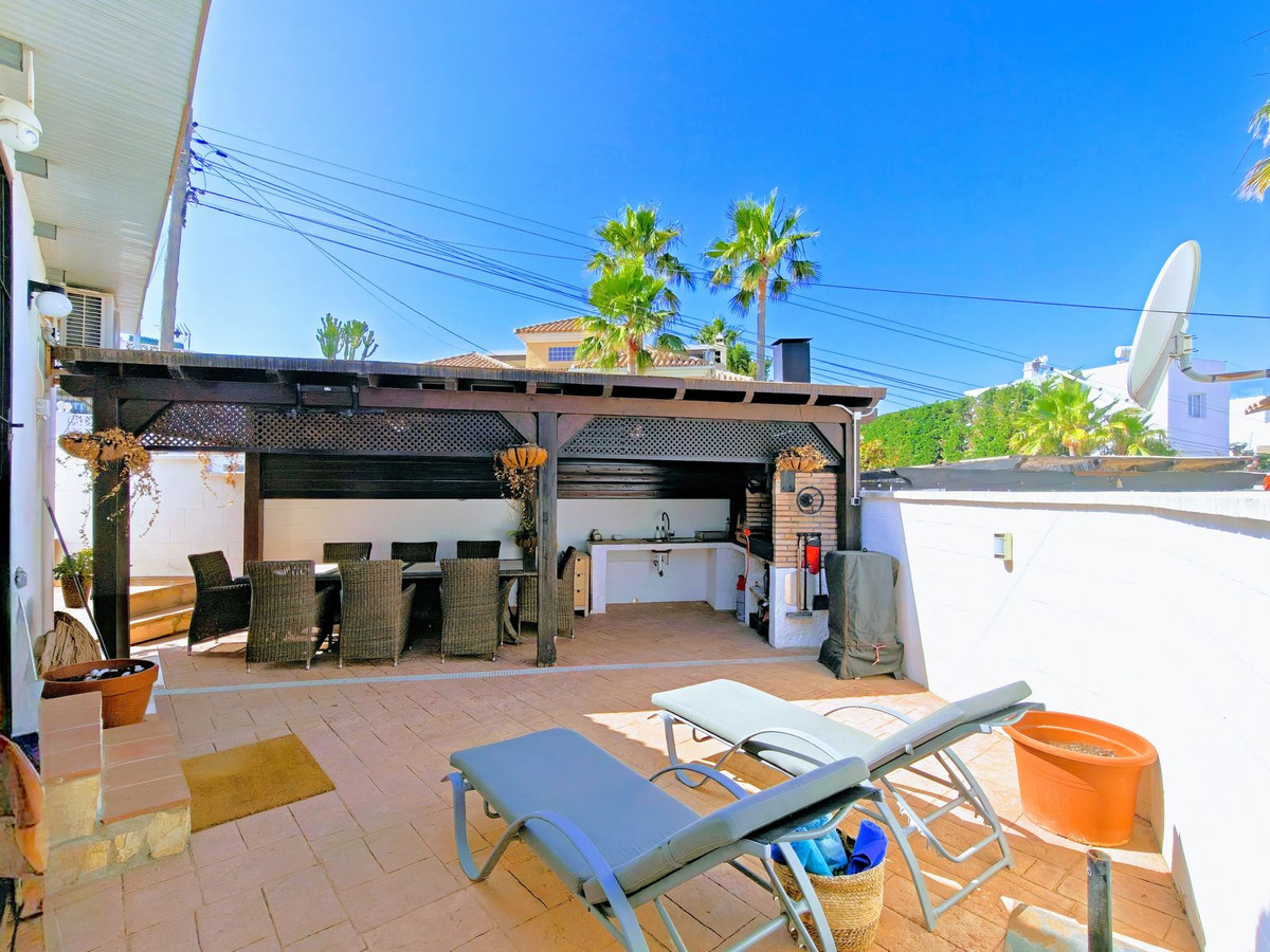 2-bedroom villa for sale in El Faro