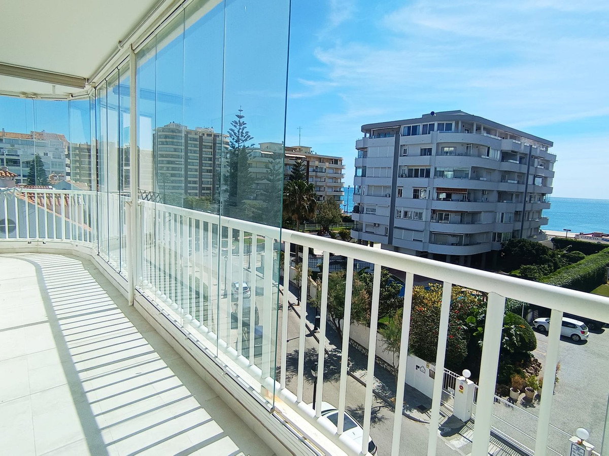 4-bedroom apartment for sale in central Fuengirola