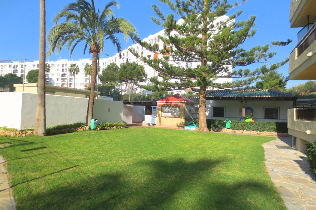 1-bedroom apartment for sale in central Fuengirola