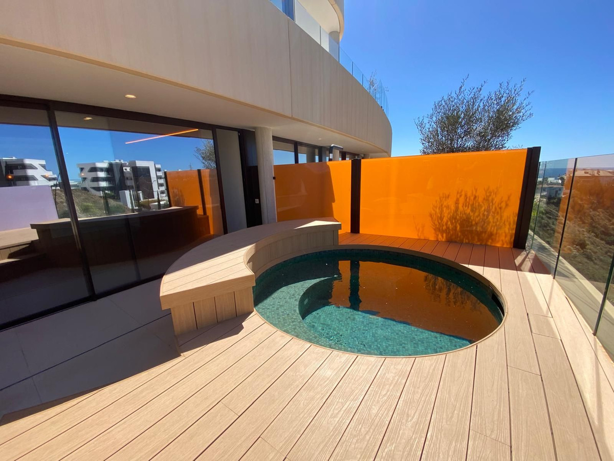 2-bedroom apartment for sale in Higueron