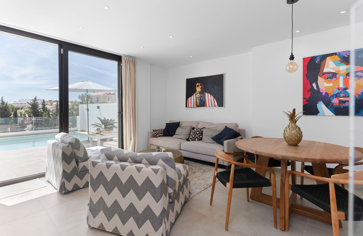 4-bedroom property for sale in central Fuengirola