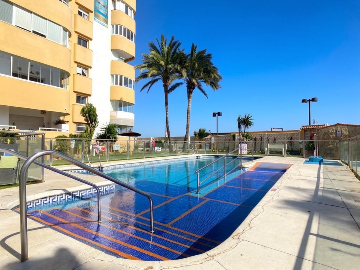 2-bedroom apartment for sale in central Fuengirola