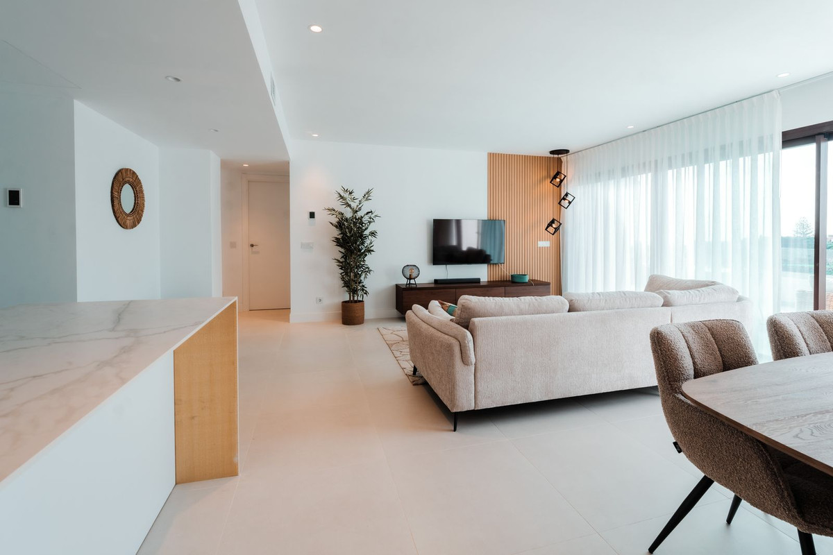 2-bedroom apartment for sale in central Fuengirola