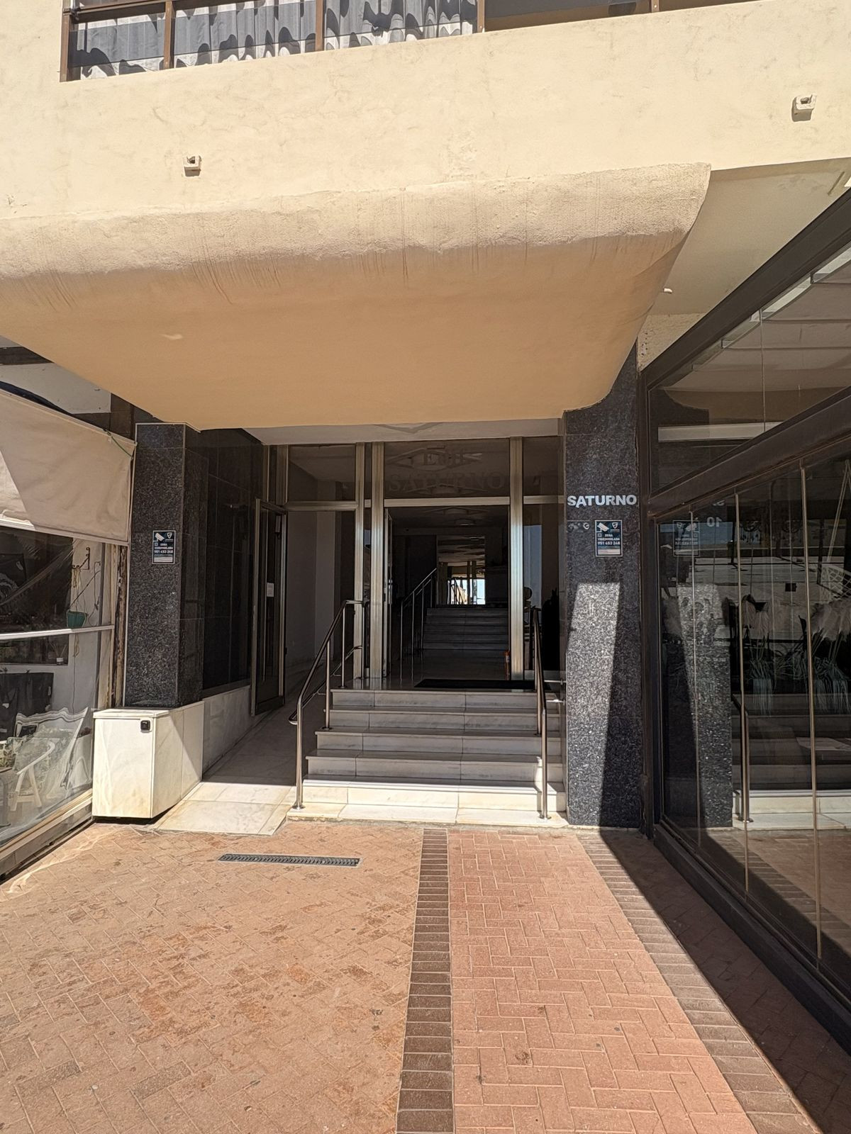 2-bedroom apartment for sale in central Fuengirola