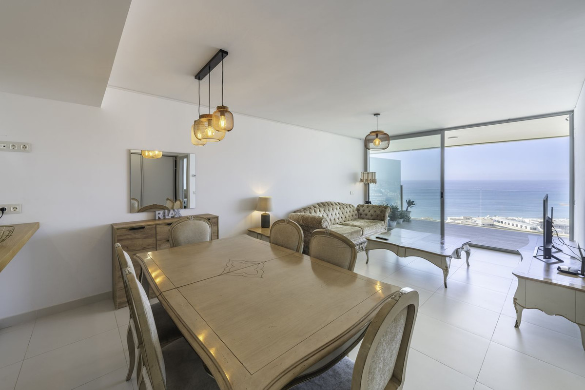 2-bedroom apartment for sale in Higueron