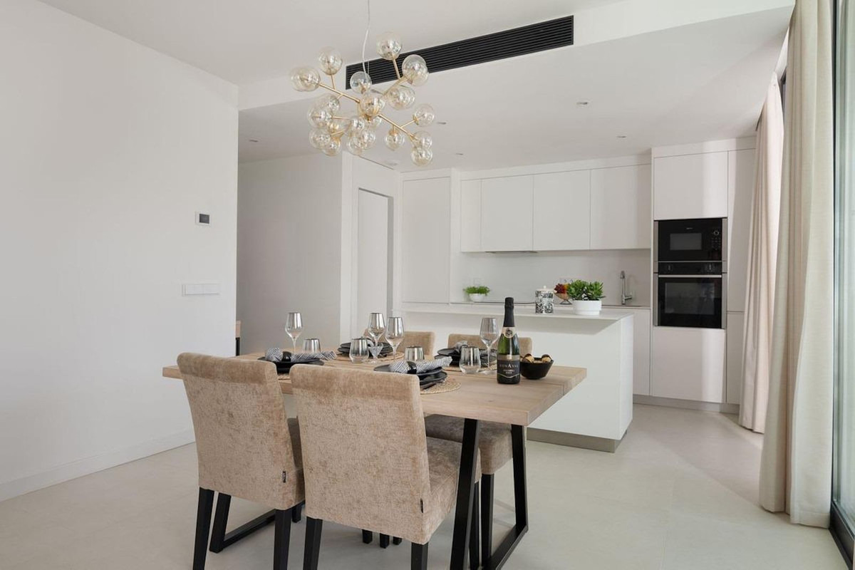 2-bedroom apartment for sale in Higueron
