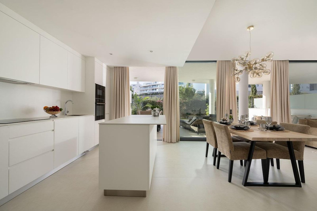 2-bedroom apartment for sale in Higueron