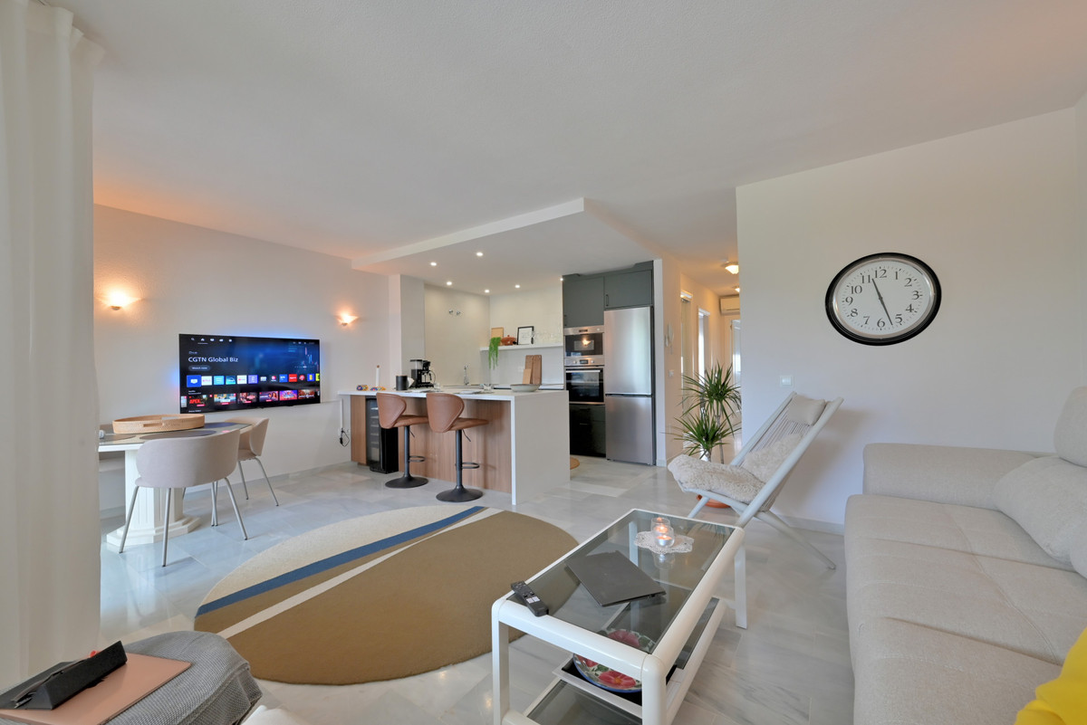 2-bedroom apartment for sale in Calahonda