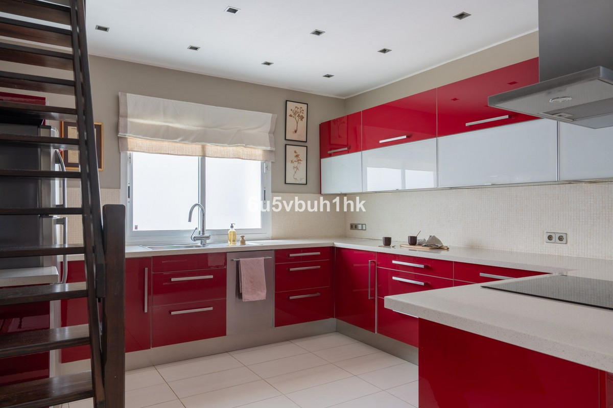 2-bedroom apartment for sale in Nueva Andalucía