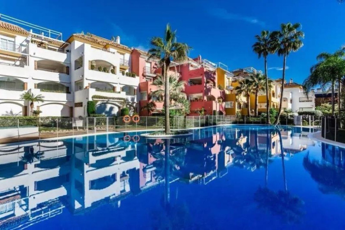 4-bedroom apartment for sale in central Marbella