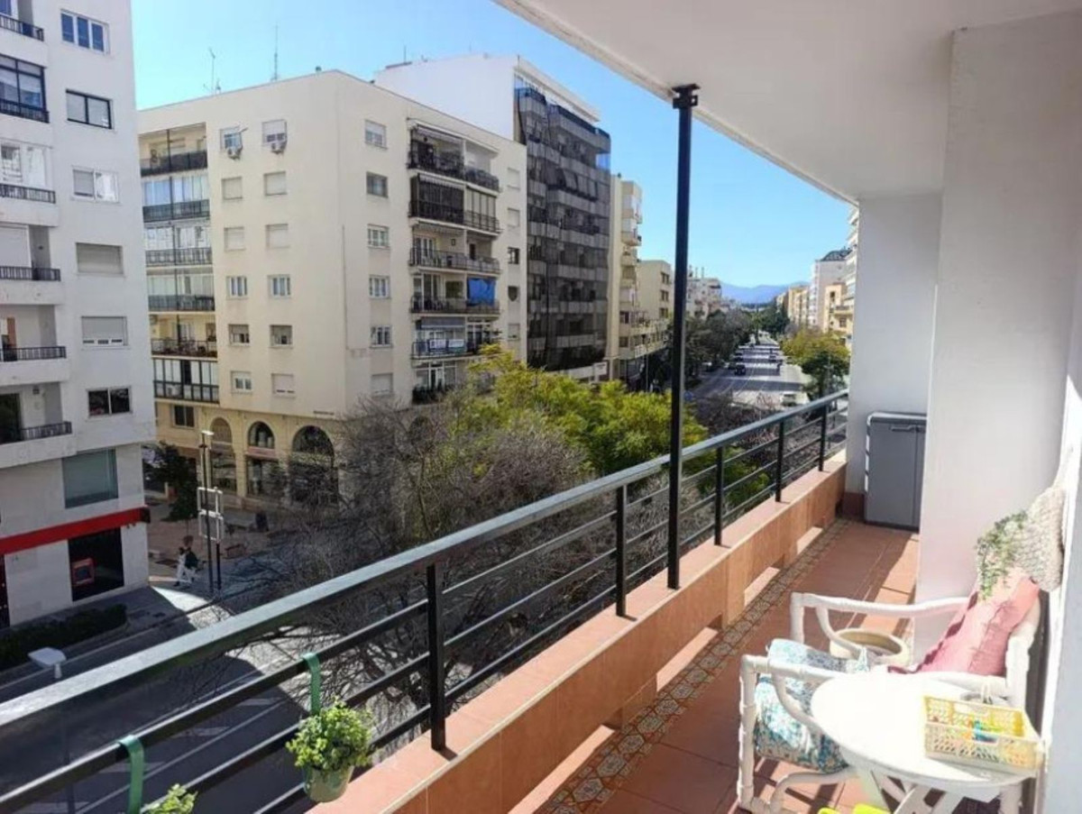 4-bedroom apartment for sale in central Marbella