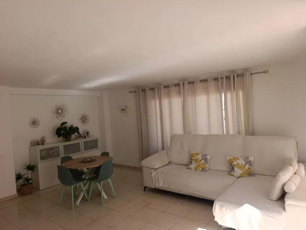 4-bedroom apartment for sale in central Marbella