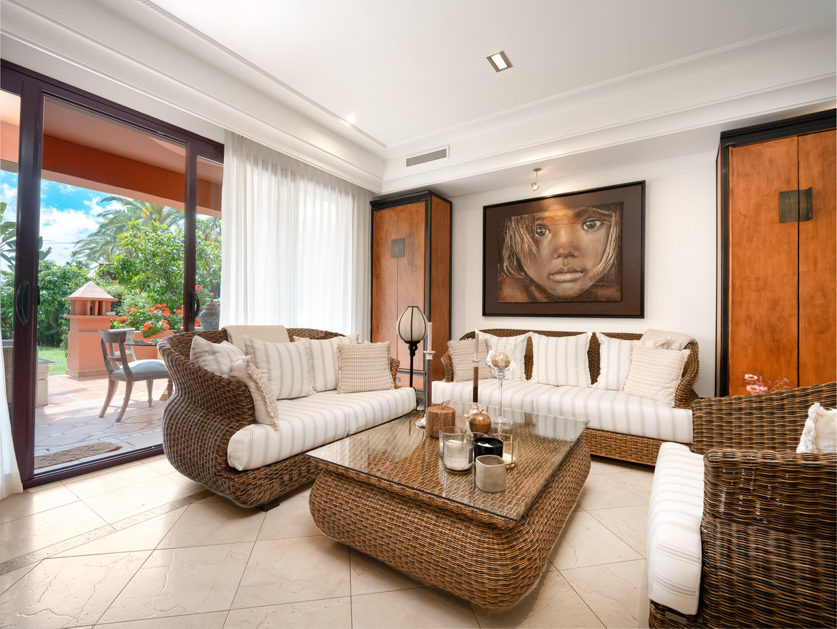 5-bedroom property for sale in central Marbella