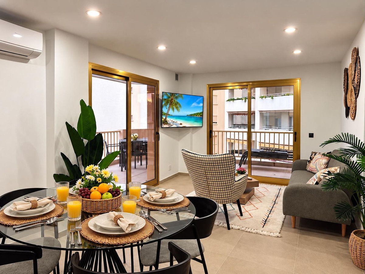 2-bedroom apartment for sale in central Fuengirola