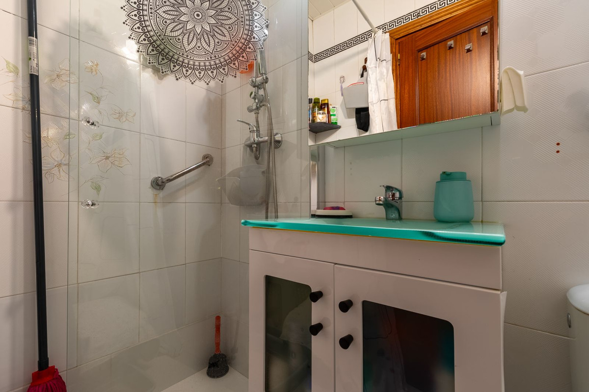 2-bedroom apartment for sale in central Fuengirola